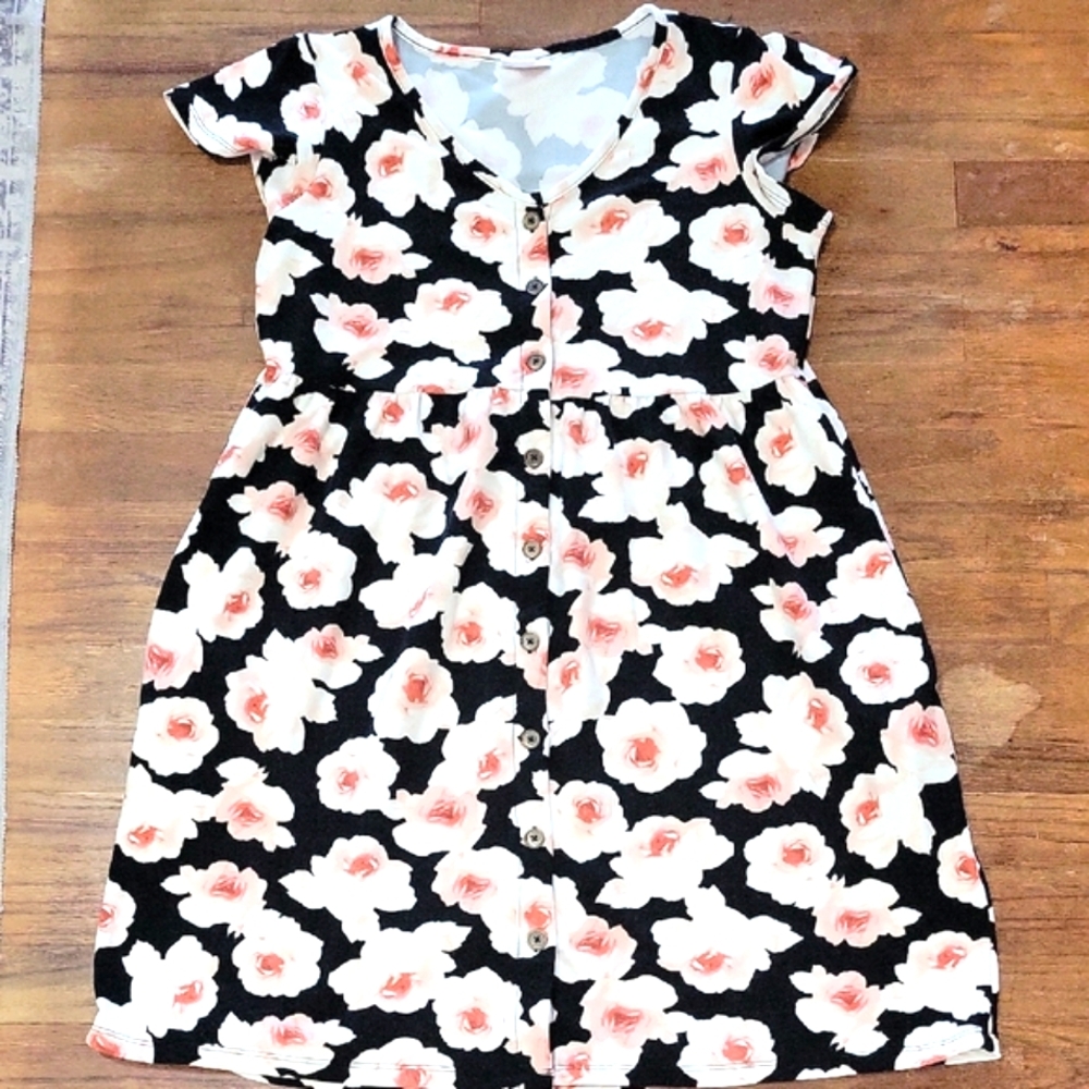 🔴2/$15 LuLaRoe Dress